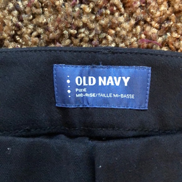 Black pixie mid-rise old navy peg pants - Picture 4 of 5